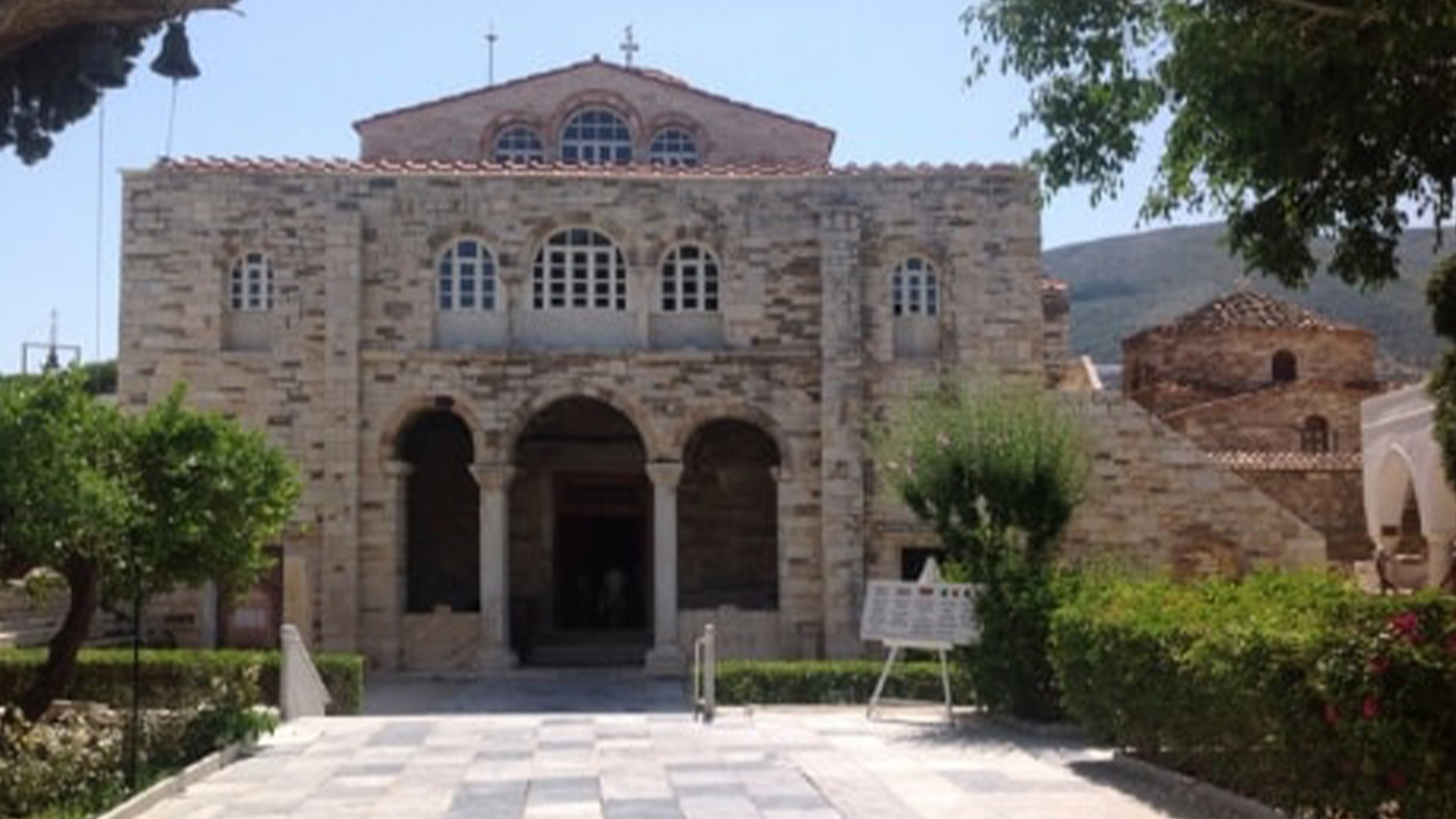 Basilica della Madonna di Ekatontapilani - Paros