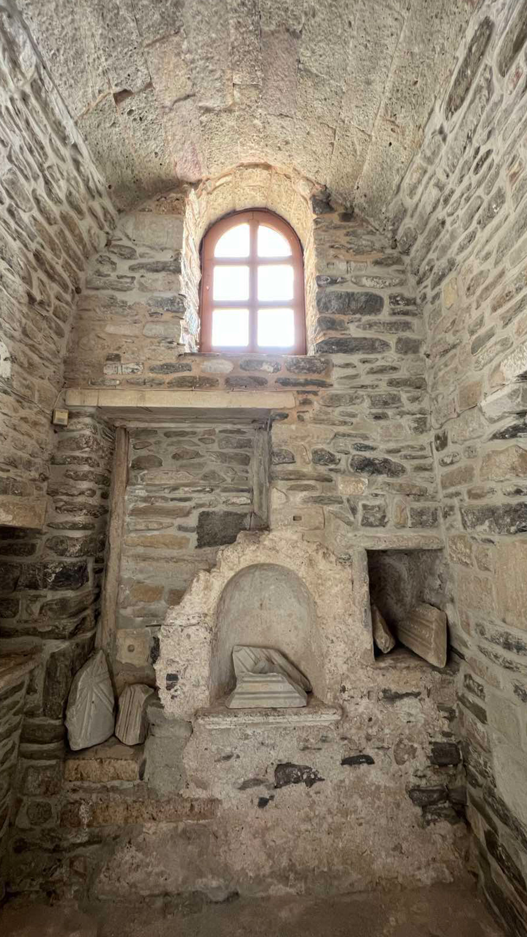 Basilica della Madonna di Ekatontapilani - Paros